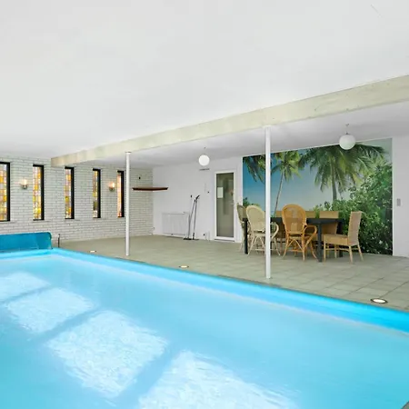 With Pool For 12 People Holiday home *
